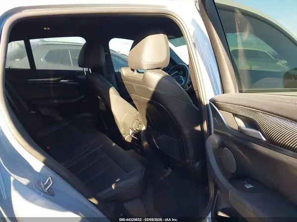 5UX43DT09R9X35420 2024 BMW X4 - Image 8