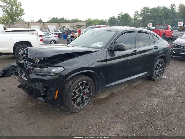 5UX43DT0XR9V10813 2024 BMW X4 - Image 2