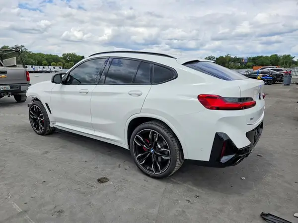 5UX43DT0XS9X68691 2025 BMW X4 - Image 2
