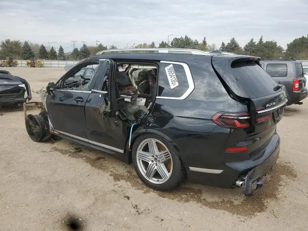 5UX43EM06S9Y70980 2025 BMW X7 - Image 2