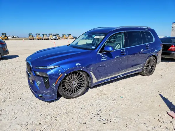 5UX43EM16R9T95575 2024 BMW X7 - Image 1