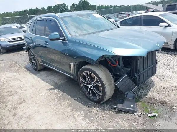 5UX43EU00R9R43240 2024 BMW X5 - Image 1