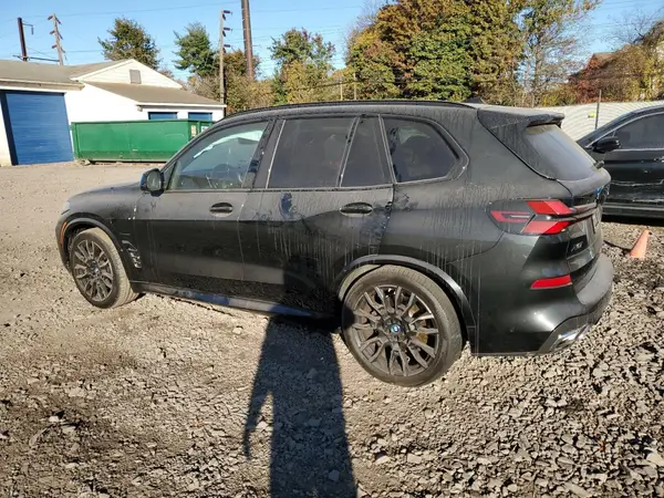 5UX43EU00R9S54430 2024 BMW X5 - Image 2