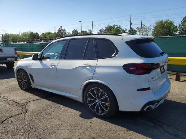 5UX43EU00R9T09720 2024 BMW X5 - Image 2