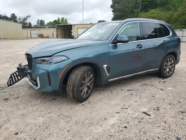 5UX43EU00R9U89944 2024 BMW X5 - Image 1