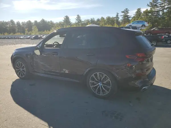 5UX43EU00R9V40083 2024 BMW X5 - Image 2