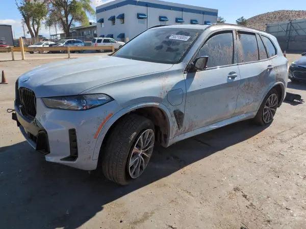 5UX43EU00S9X76948 2025 BMW X5 - Image 1