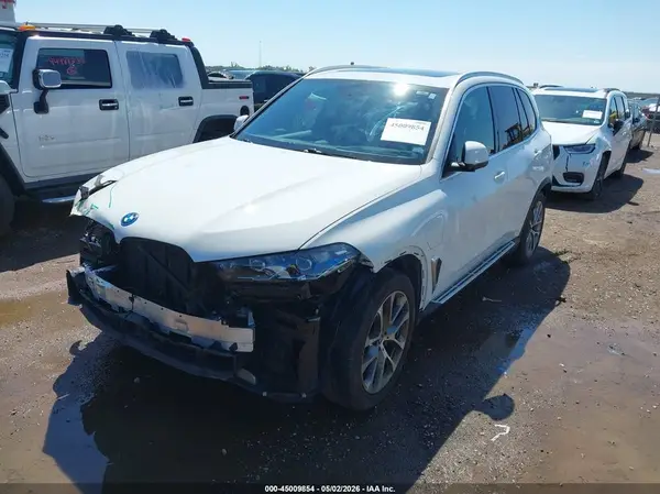 5UX43EU00S9X97802 2025 BMW X5 - Image 2