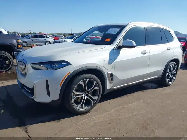5UX43EU00T9085906 2026 BMW X5 - Image 2