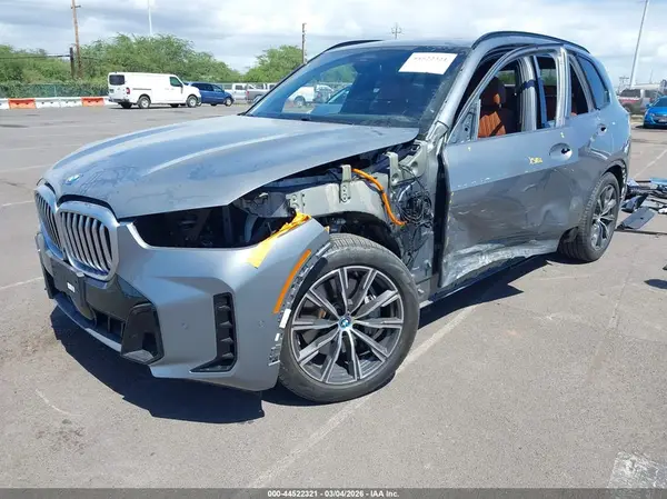 5UX43EU01R9S63167 2024 BMW X5 - Image 2