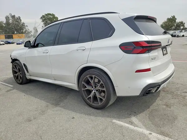 5UX43EU01S9X77204 2025 BMW X5 - Image 2