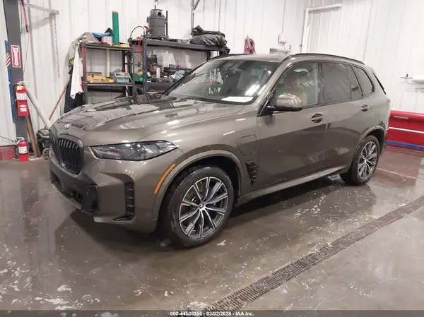 5UX43EU01S9Z01648 2025 BMW X5 - Image 2