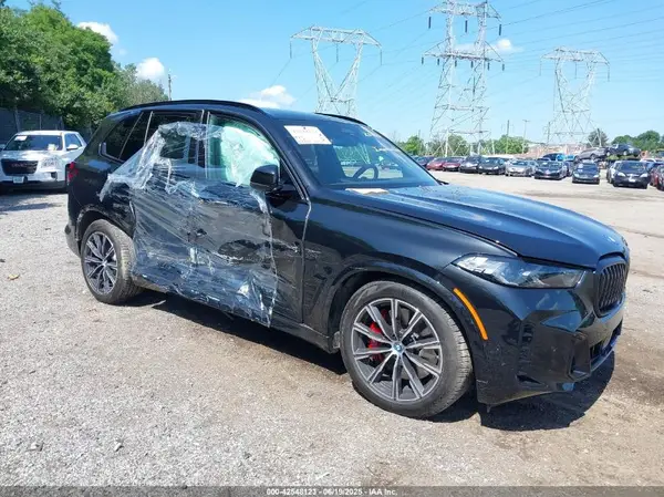 5UX43EU01S9Z84532 2025 BMW X5 - Image 1