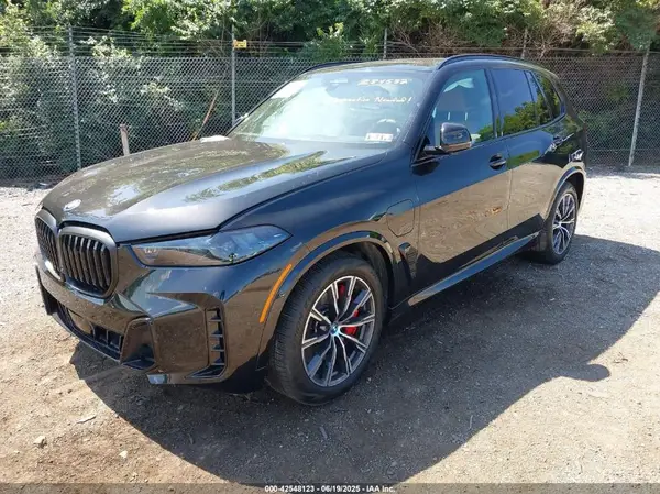 5UX43EU01S9Z84532 2025 BMW X5 - Image 2