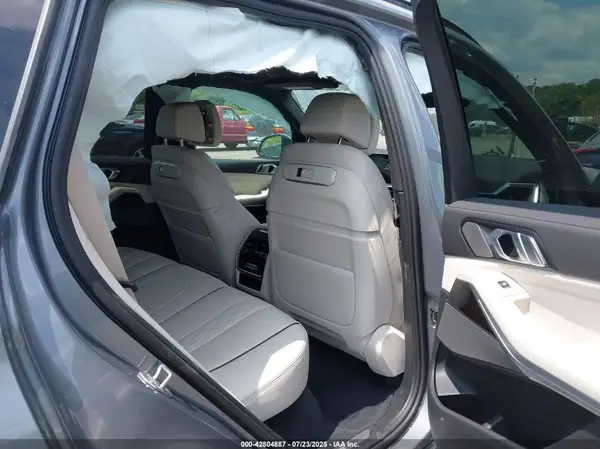 5UX43EU02R9T41780 2024 BMW X5 - Image 8