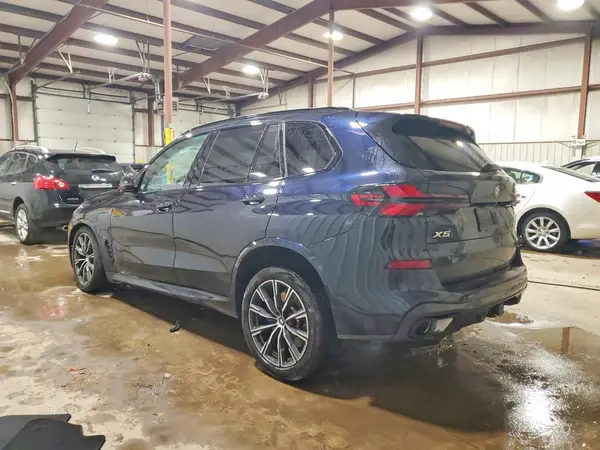 5UX43EU02S9W92517 2025 BMW X5 - Image 2
