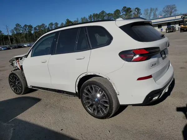 5UX43EU02S9W94171 2025 BMW X5 - Image 2