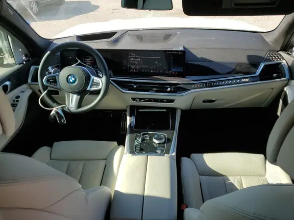 5UX43EU02S9W94171 2025 BMW X5 - Image 8