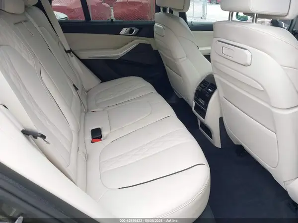 5UX43EU02S9X76708 2025 BMW X5 - Image 8