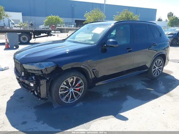 5UX43EU02S9X83822 2025 BMW X5 - Image 2