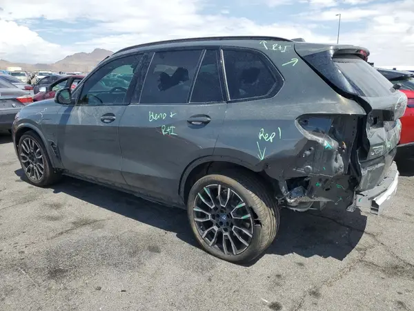 5UX43EU02S9Y62746 2025 BMW X5 - Image 2