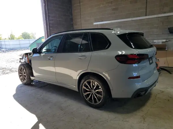 5UX43EU02S9Z05269 2025 BMW X5 - Image 2