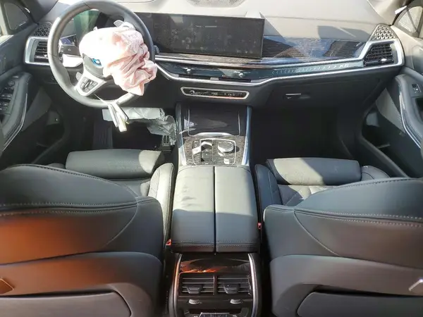 5UX43EU02T9037761 2026 BMW X5 - Image 8