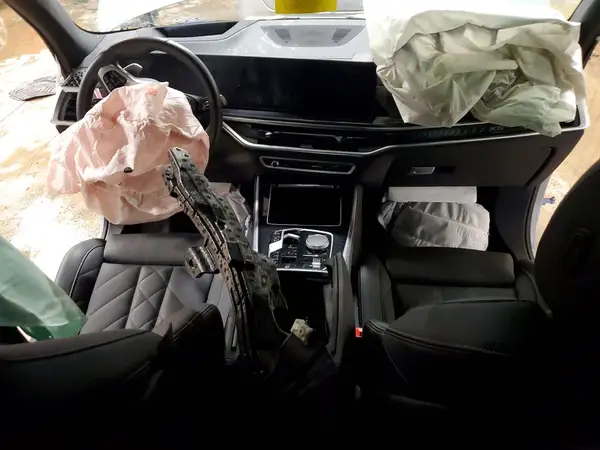 5UX43EU02T9063521 2026 BMW X5 - Image 8
