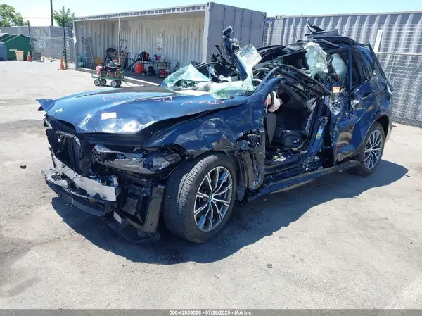 5UX43EU03R9S26850 2024 BMW X5 - Image 2