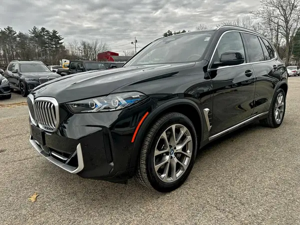 5UX43EU03S9X60677 2025 BMW X5 - Image 2
