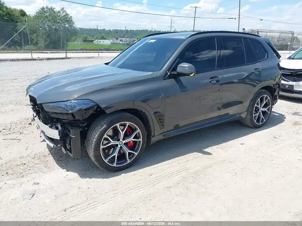 5UX43EU03S9Y07321 2025 BMW X5 - Image 2