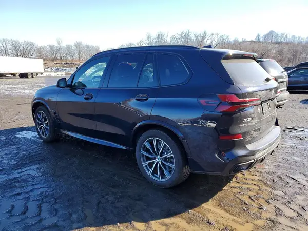 5UX43EU03T9212700 2026 BMW X5 - Image 2
