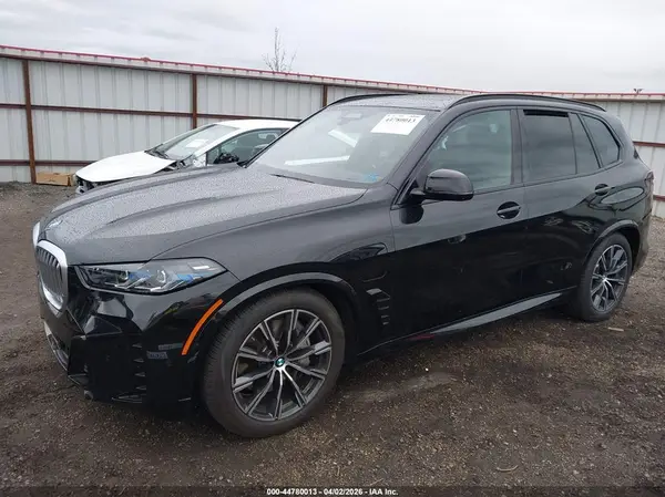 5UX43EU04T9022386 2026 BMW X5 - Image 2