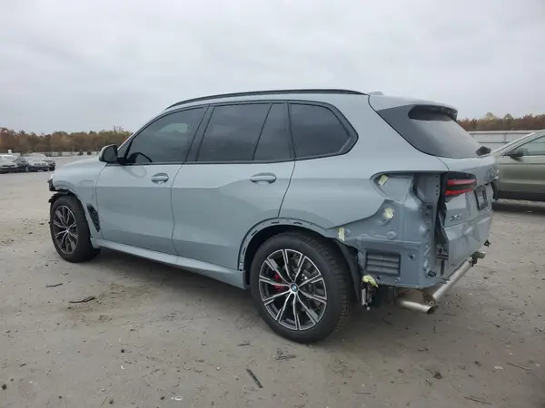 5UX43EU04T9025353 2026 BMW X5 - Image 2