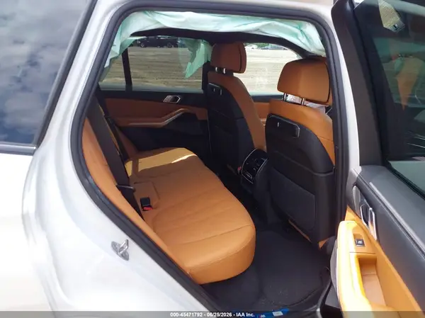 5UX43EU04T9125792 2026 BMW X5 - Image 8