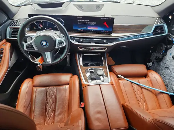5UX43EU04T9208963 2026 BMW X5 - Image 8