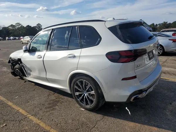 5UX43EU05R9S62183 2024 BMW X5 - Image 2