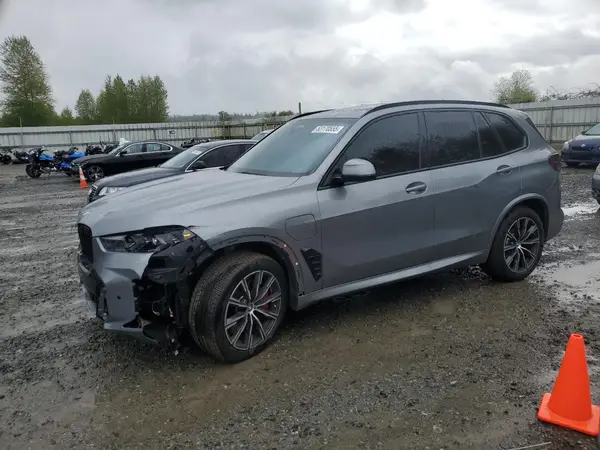 5UX43EU05S9X45761 2025 BMW X5 - Image 1