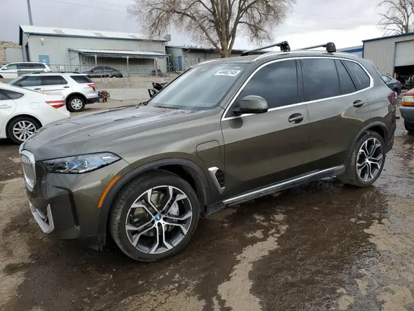 5UX43EU05S9Y05604 2025 BMW X5 - Image 1