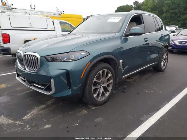 5UX43EU05S9Y36545 2025 BMW X5 - Image 2