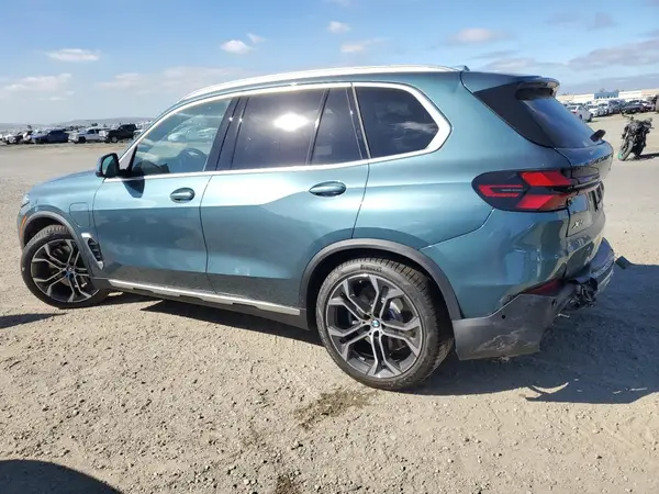 5UX43EU05T9024020 2026 BMW X5 - Image 2