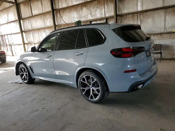 5UX43EU05T9407035 2026 BMW X5 - Image 2