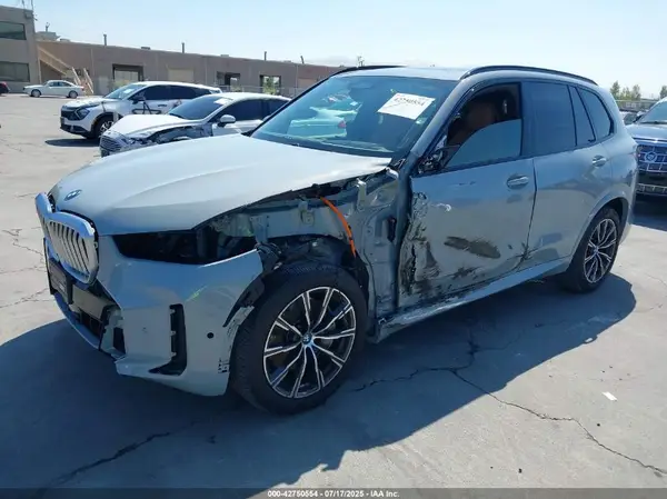 5UX43EU06R9T59733 2024 BMW X5 - Image 2