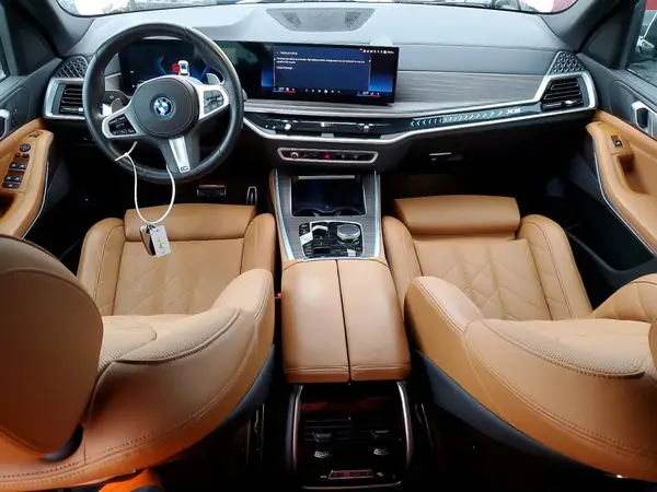 5UX43EU06R9U48671 2024 BMW X5 - Image 8
