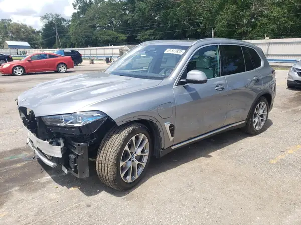 5UX43EU06R9U76826 2024 BMW X5 - Image 1
