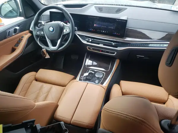 5UX43EU06S9W71976 2025 BMW X5 - Image 8
