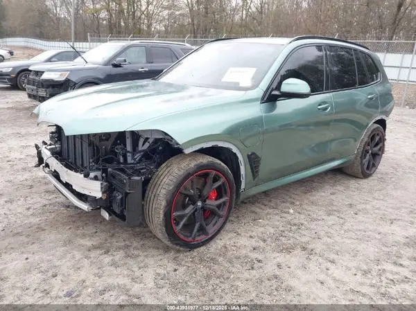 5UX43EU06S9X38673 2025 BMW X5 - Image 2