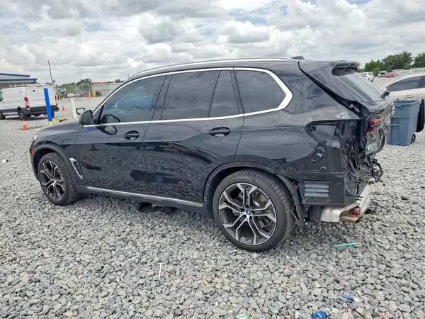 5UX43EU06S9Y16742 2025 BMW X5 - Image 2