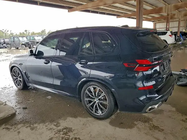 5UX43EU06T9086963 2026 BMW X5 - Image 2