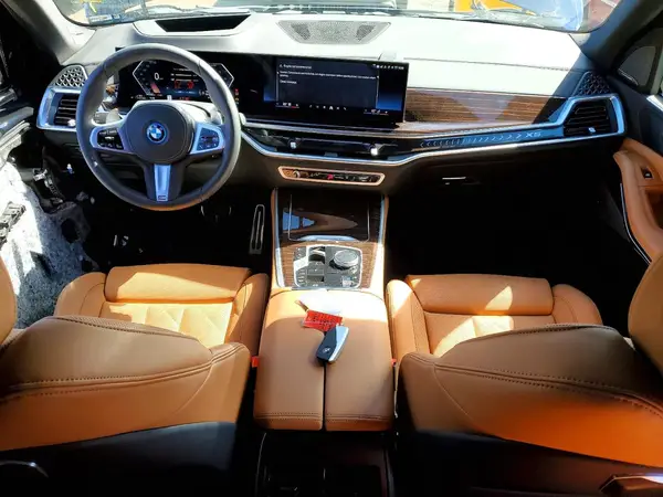 5UX43EU06T9296611 2026 BMW X5 - Image 8